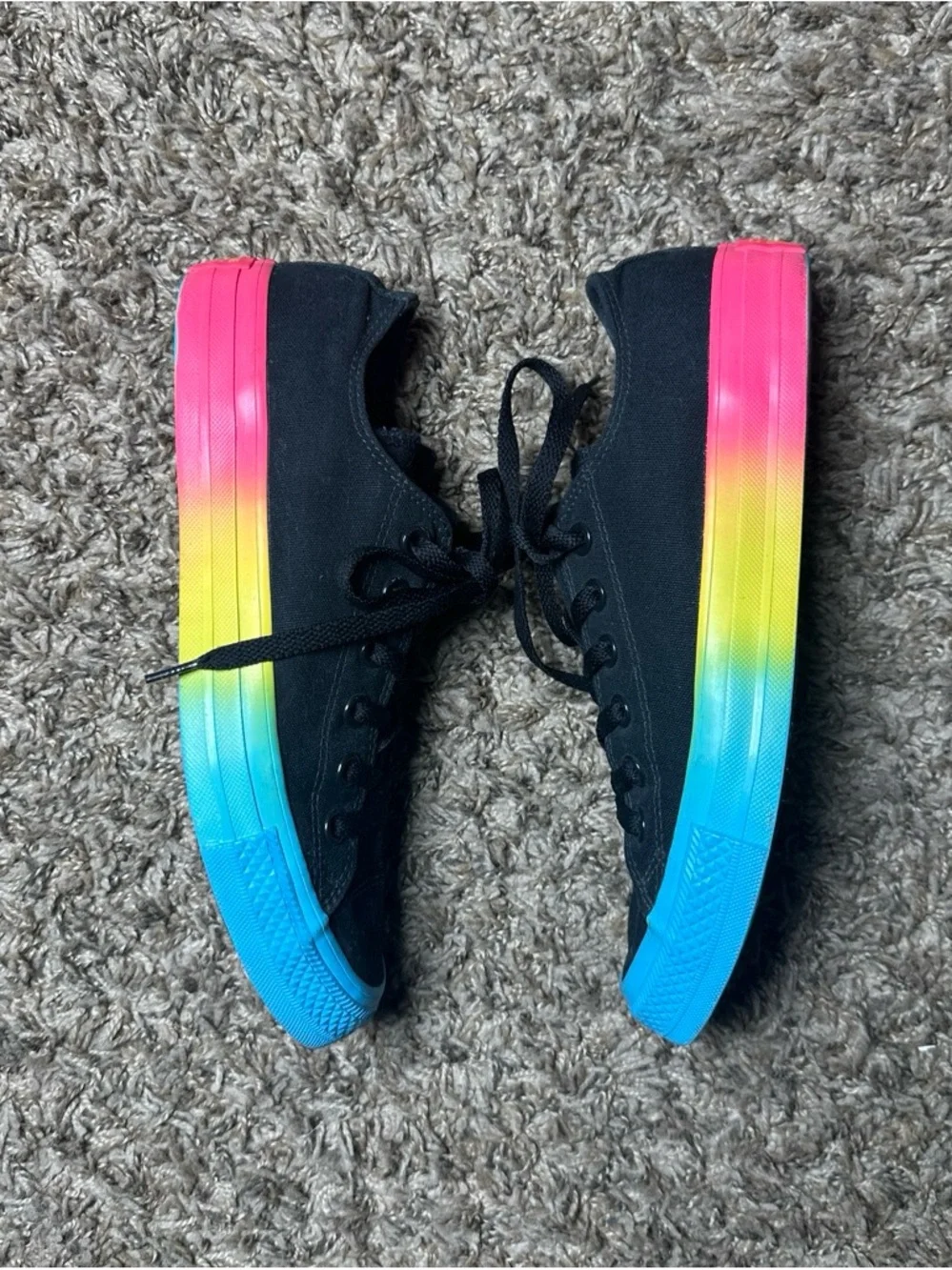 Converse Chuck Taylor All Star Rainbow Sole Black Canvas Sneakers Women’s 8